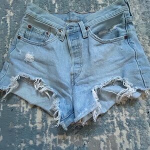 Levi 501 Jean Shorts